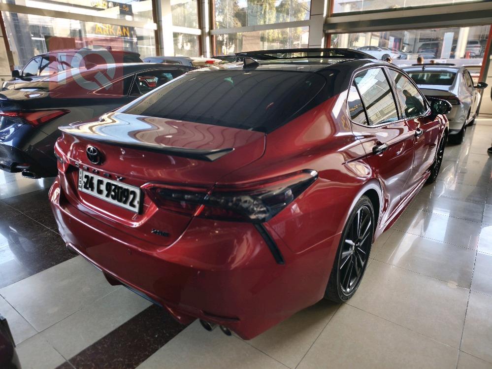 تۆیۆتا کامری